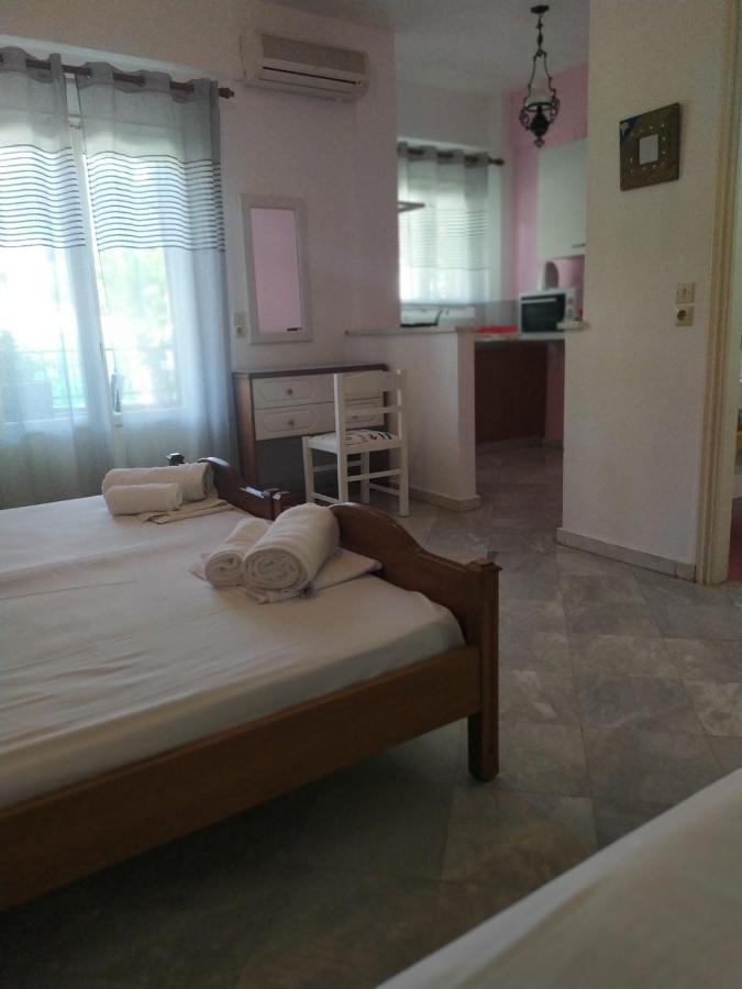 סיבוטה Grivas Apartments מראה חיצוני תמונה